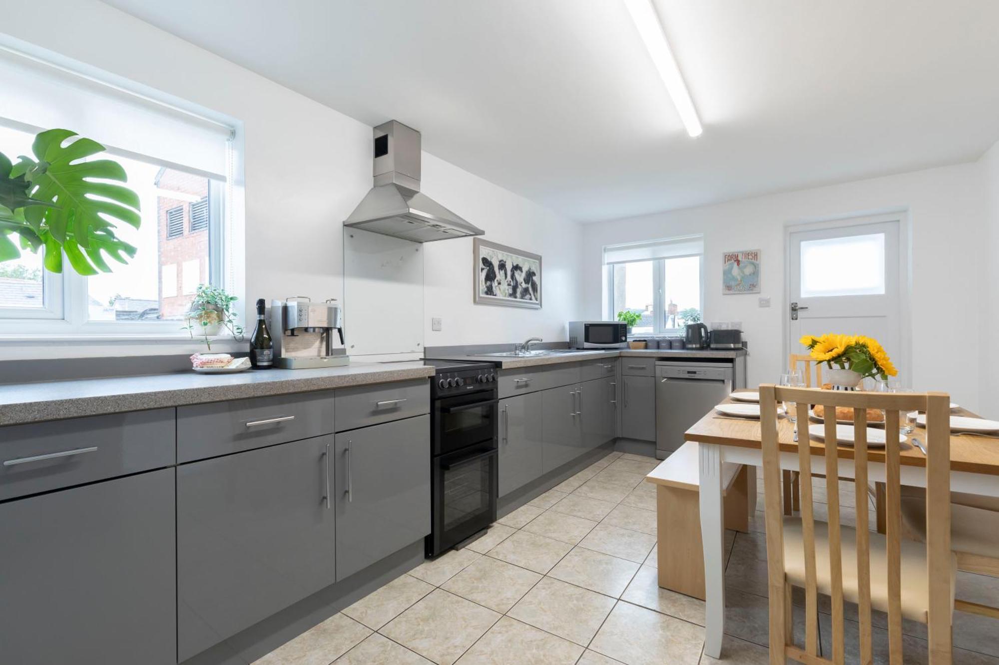 Fabulous, Vibrant, Town House, Central Bath Road Cheltenham Exterior foto